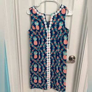 Crown & Ivy Womens Sleeveless Crochet Pineapple Print Sheath Dress Blue